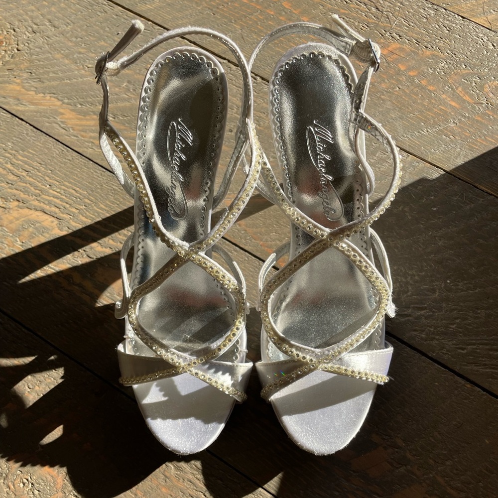 Y2K dyable white crystal heels